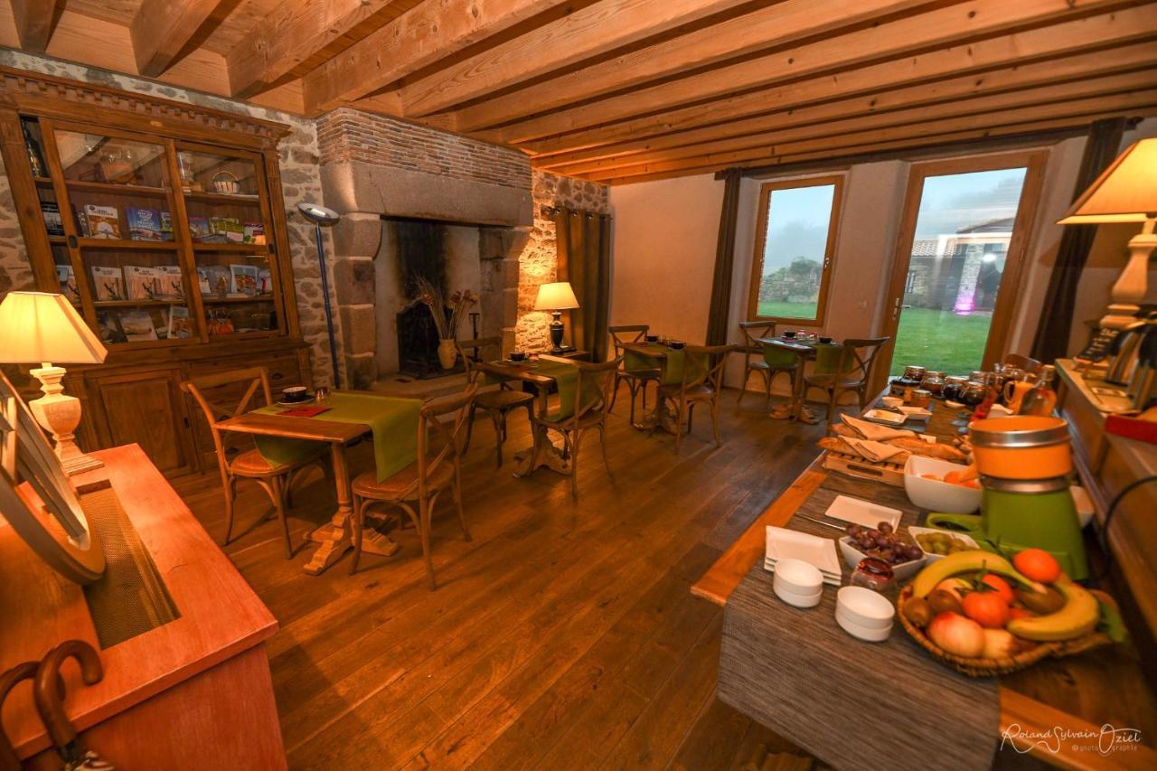 Le Manoir Du Pas Jahan Couëron Eksteriør billede