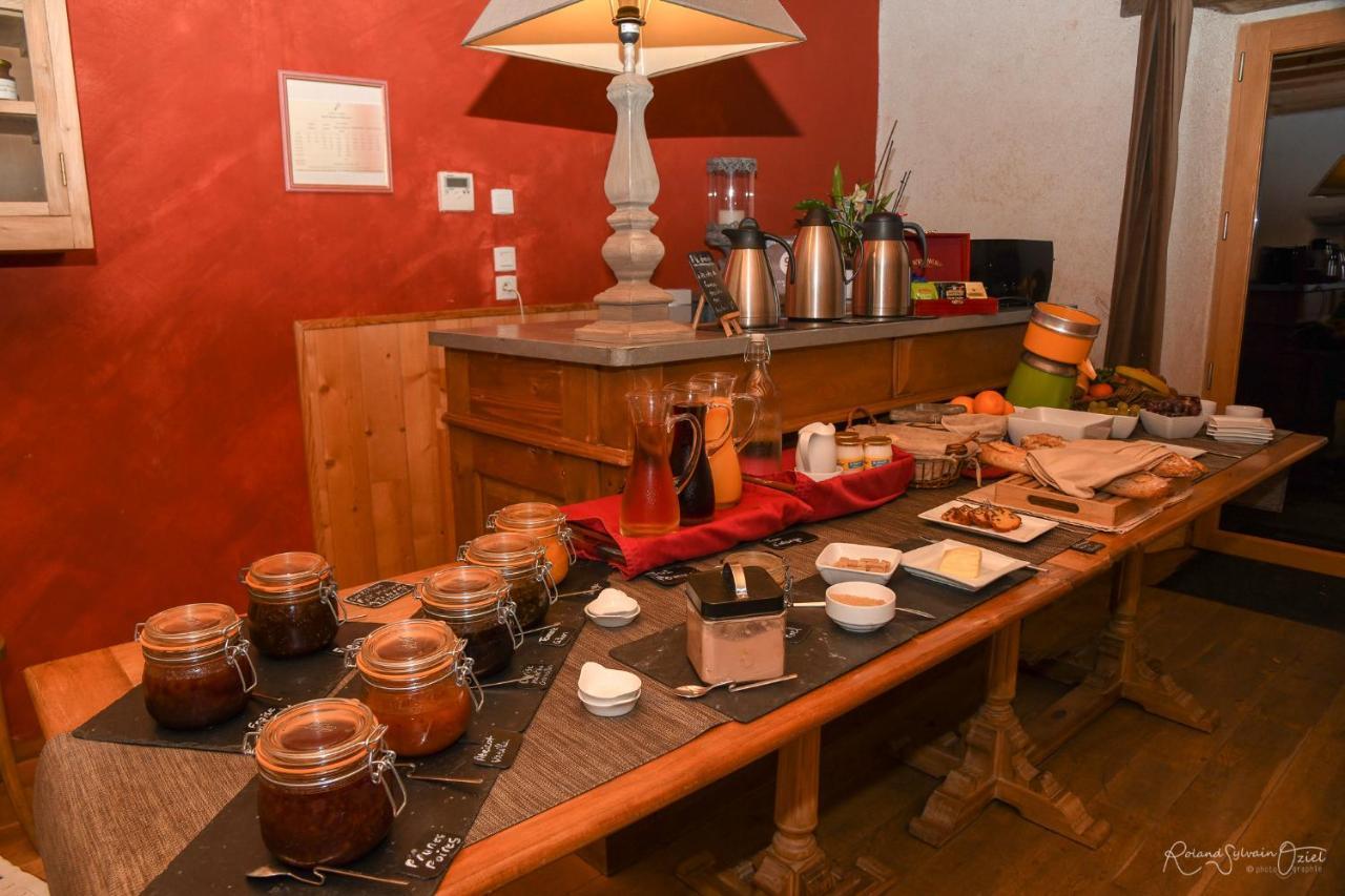 Le Manoir Du Pas Jahan Couëron Eksteriør billede