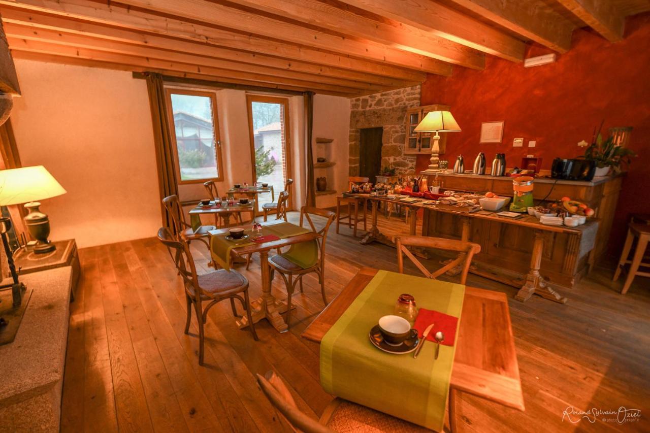 Le Manoir Du Pas Jahan Couëron Eksteriør billede